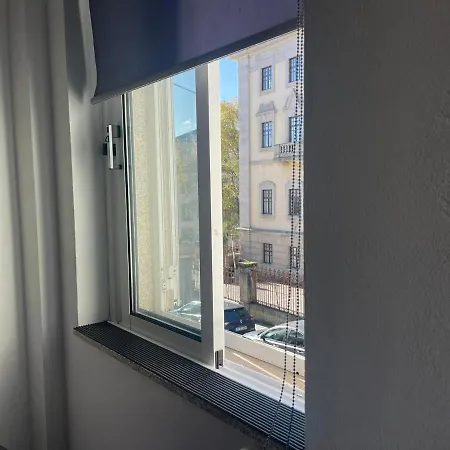 Estudio Avenida Apartment *